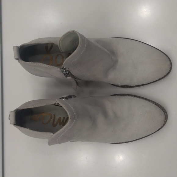 SAM EDELMAN MATHIA IVORY SUEDE BOOTIES SIZE 8 - Picture 2 of 10